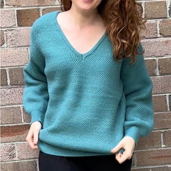Cosy Teal Knit V-Neck Winter Sweater Jumper NWT - Picture 9 of 14